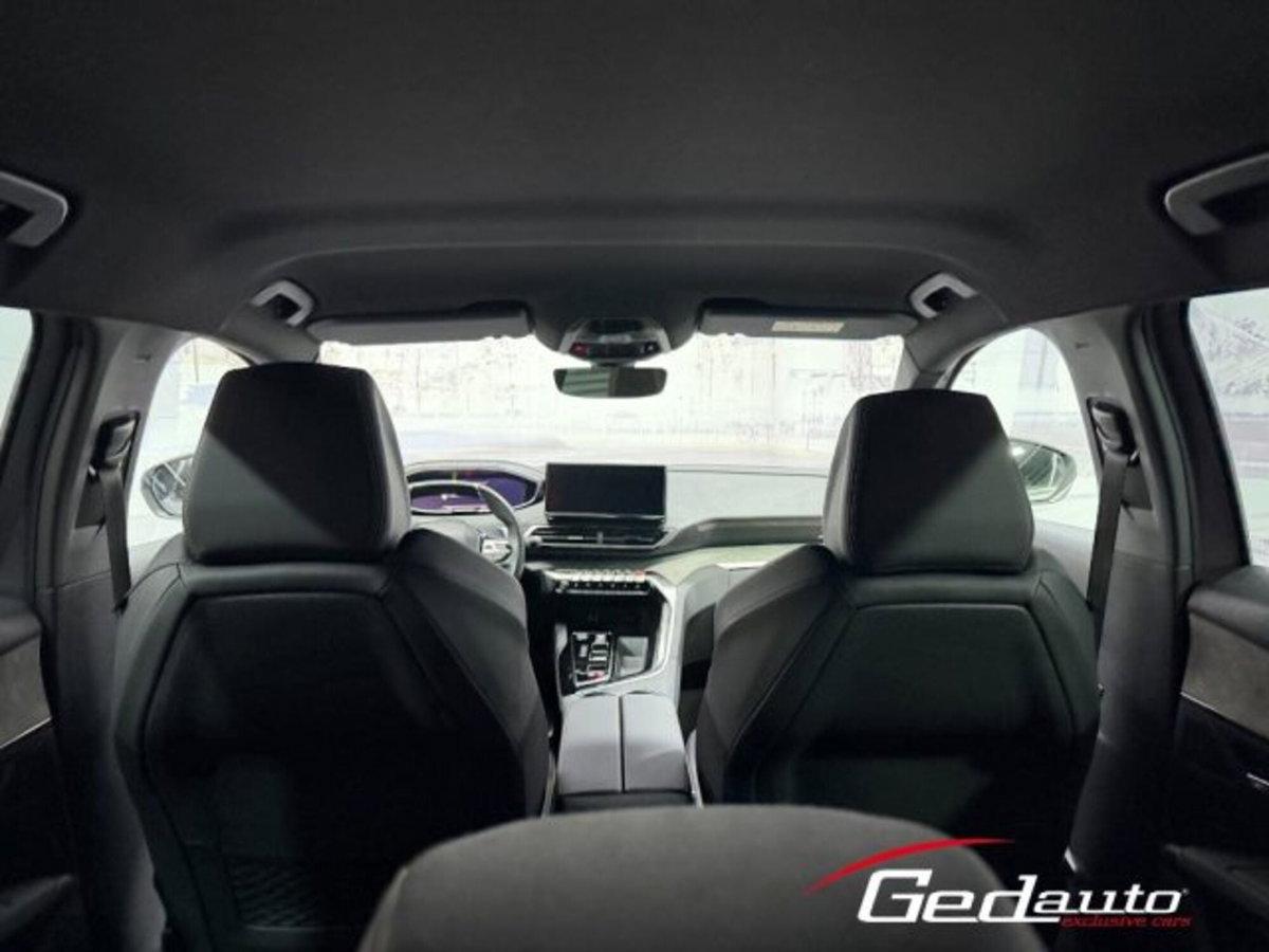 Peugeot 3008 BlueHDi 130 S&S EAT8 GT (9)