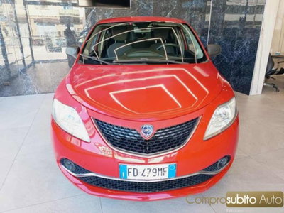 Lancia Ypsilon 1.2 69 CV 5 porte GPL Ecochic Silver usata