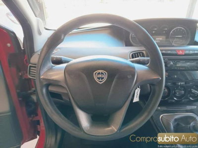 Lancia Ypsilon 1.2 69 CV 5 porte GPL Ecochic Silver (15)