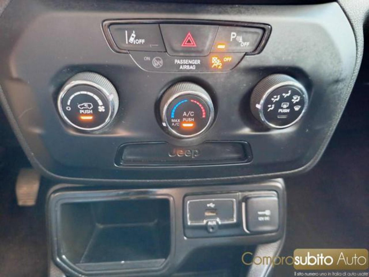Jeep Renegade 1.0 T3 Limited (18)