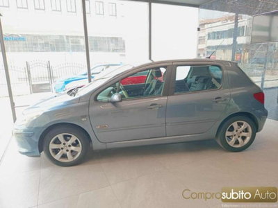 Peugeot 307 16V HDi 90CV 5p. D-Sign (5)