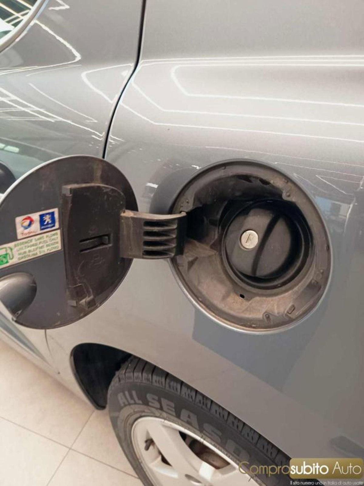 Peugeot 207 VTi 95CV 5p. X Line (13)