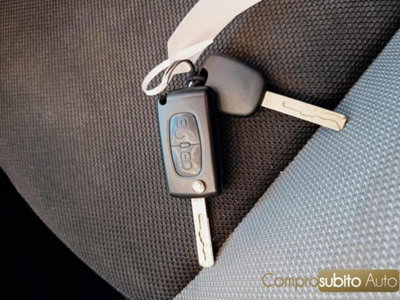 Peugeot 207 VTi 95CV 5p. X Line (15)