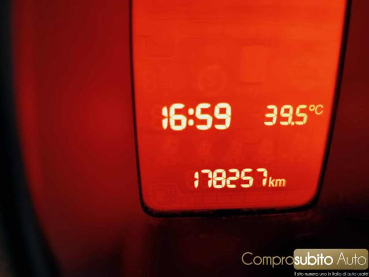 Fiat Panda 0.9 TwinAir Turbo Natural Power Easy (16)