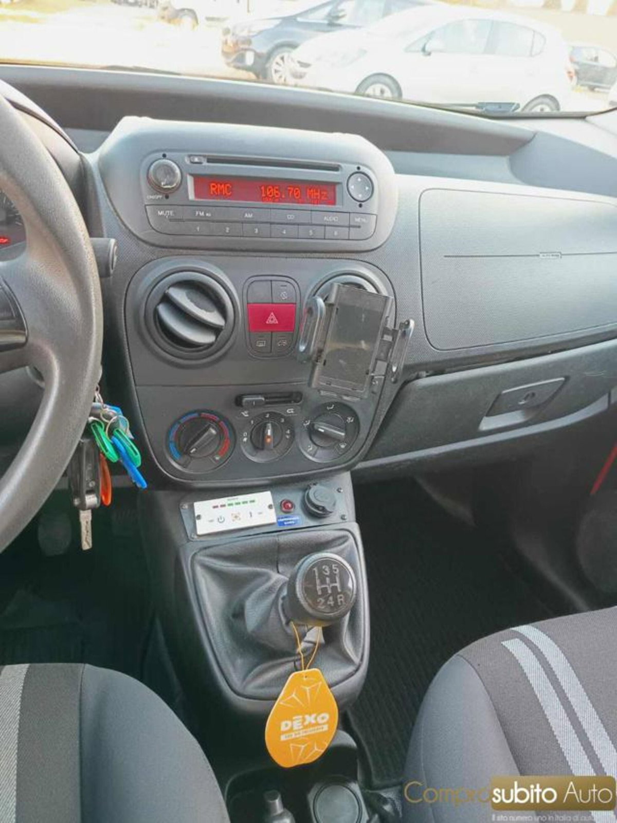 Fiat Fiorino 1.3 MJT 75CV Combi Semi Adventure (9)
