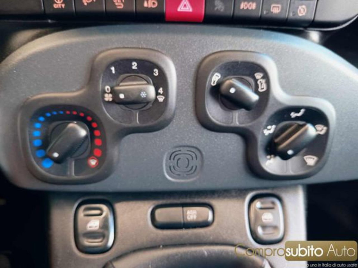 Fiat Panda 1.0 firefly hybrid s&s 70cv 5p.ti (14)