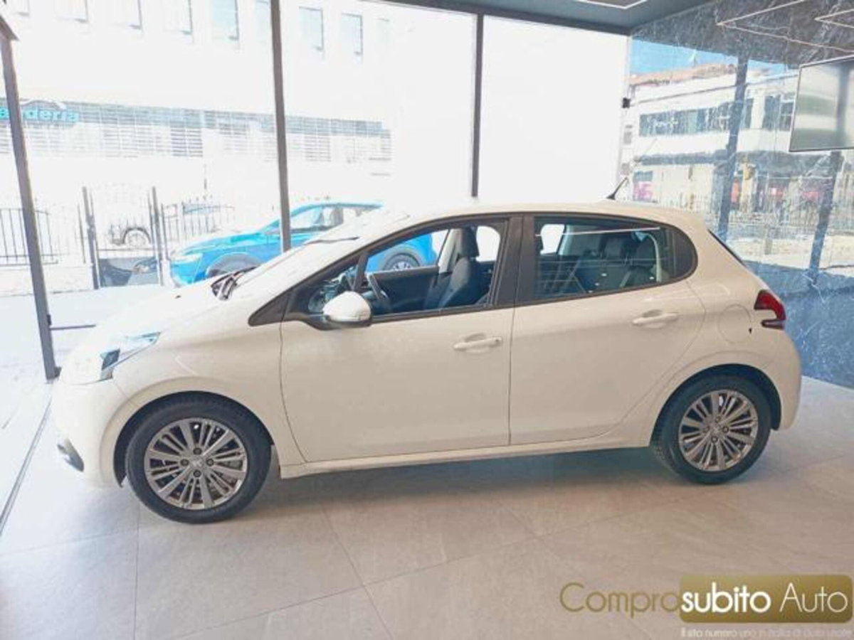 Peugeot 208 82 5p. GPL Active (4)