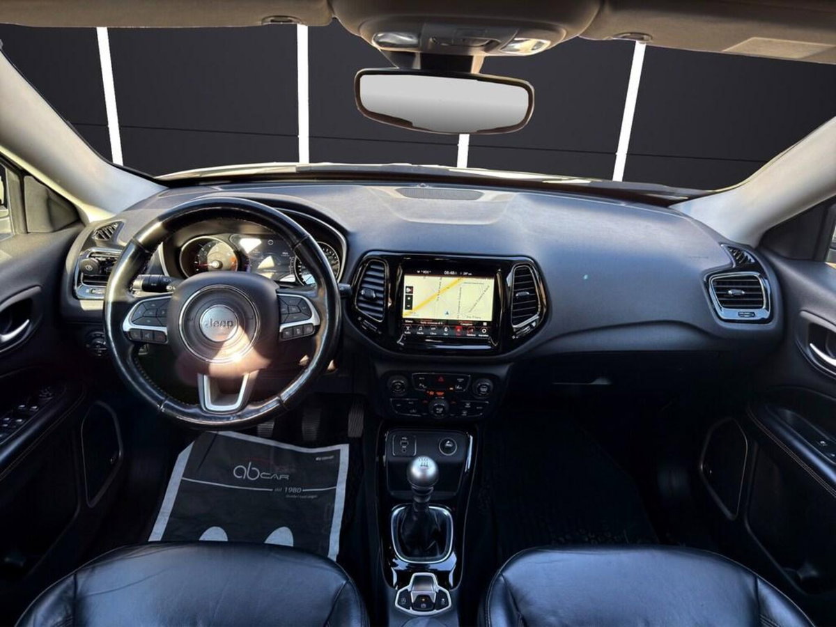 Jeep Compass 1.6 Multijet II 2WD Limited (13)