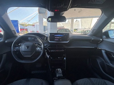 Peugeot 2008 1.2 puretech Allure s&s 130cv eat8 (7)