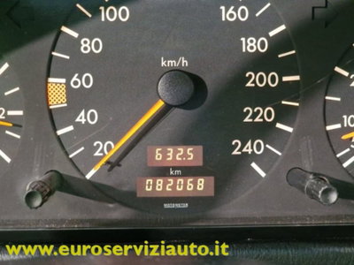 Mercedes-Benz Classe C 180 cat Elegance (13)