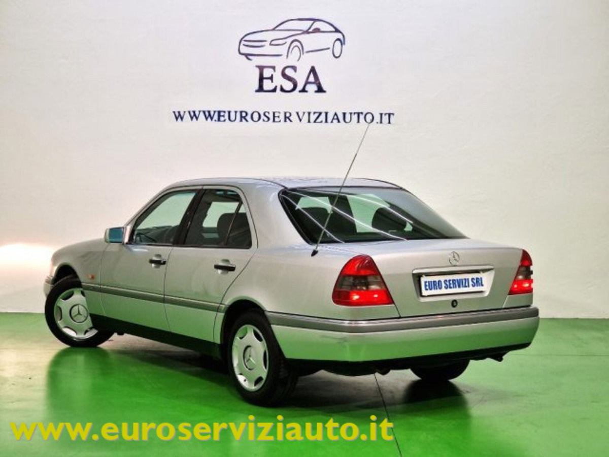 Mercedes-Benz Classe C 180 cat Elegance (4)
