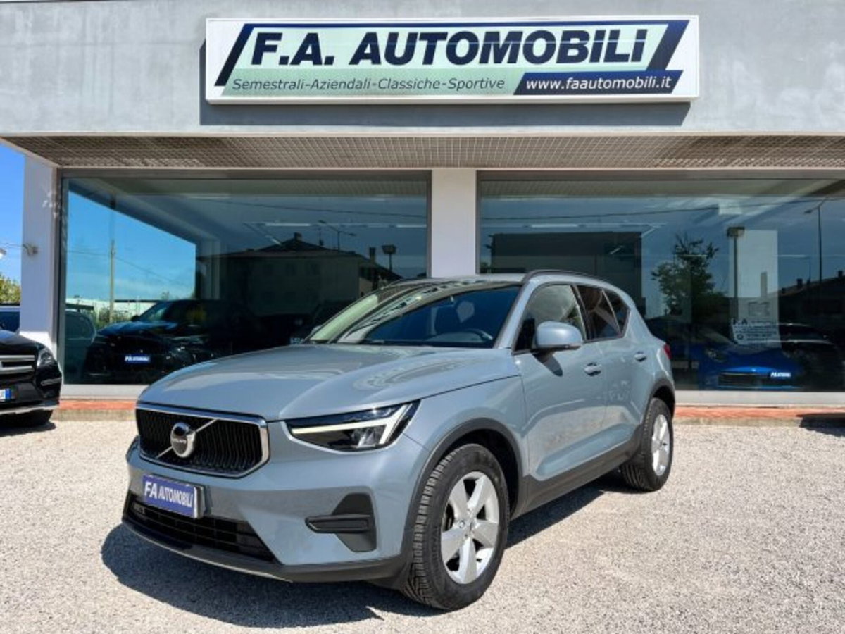 Volvo XC40 T2 automatico Essential