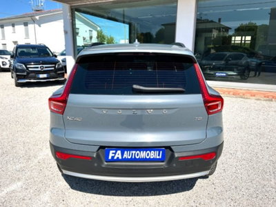 Volvo XC40 T2 automatico Essential (15)