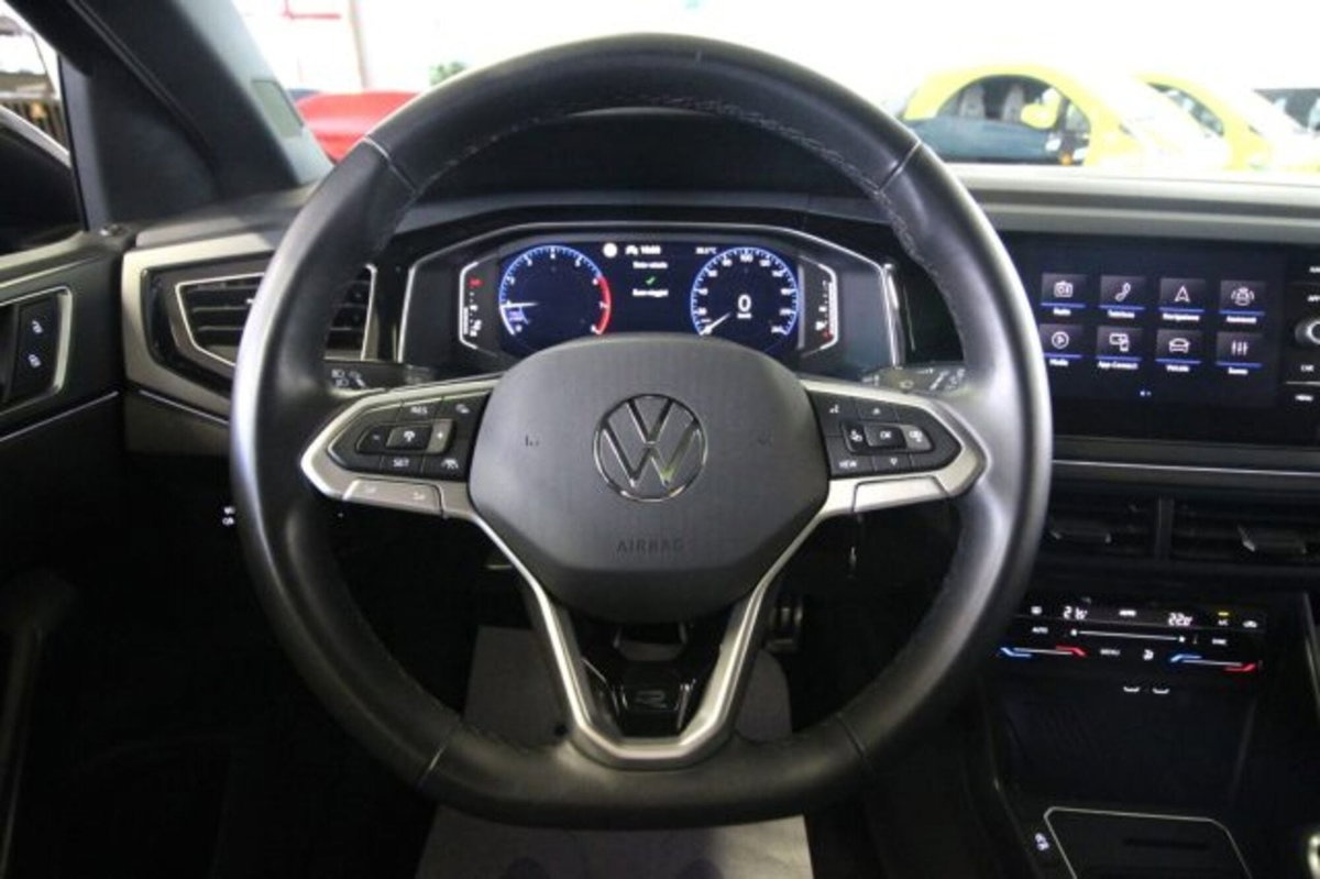 Volkswagen Taigo 1.0 tsi R-Line 115cv (13)