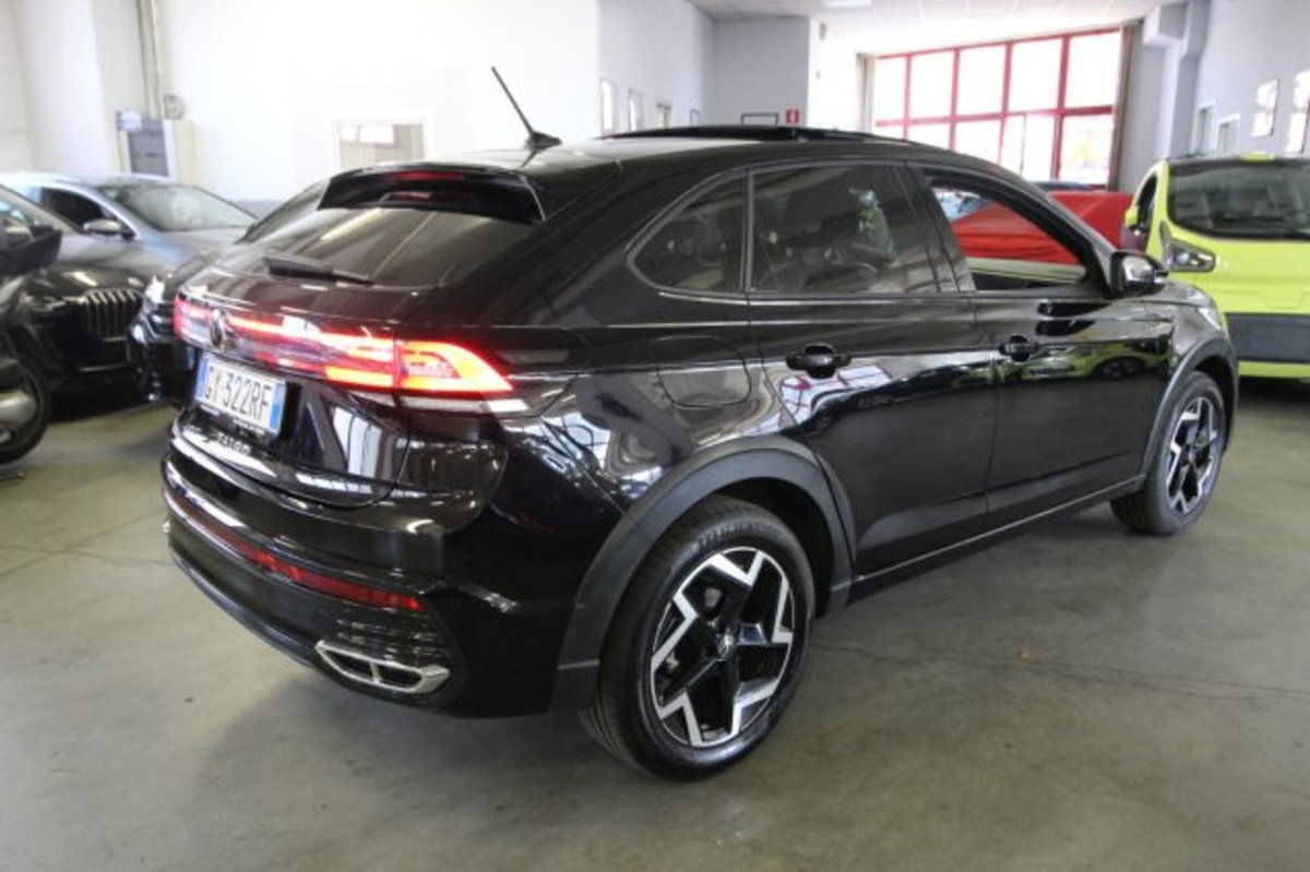 Volkswagen Taigo 1.0 tsi R-Line 115cv (5)