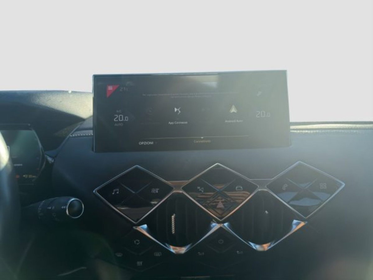 Ds DS 3 DS 3 Crossback BlueHDi 100 Business (16)