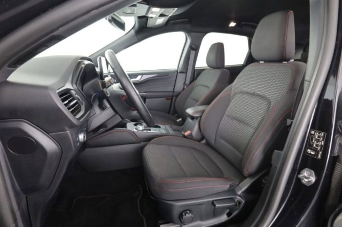 Ford Kuga 2.5 Plug In Hybrid 225 CV CVT 2WD ST-Line (2)