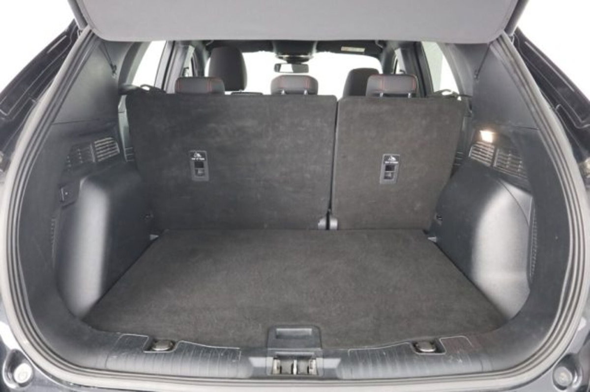 Ford Kuga 2.5 Plug In Hybrid 225 CV CVT 2WD ST-Line (6)