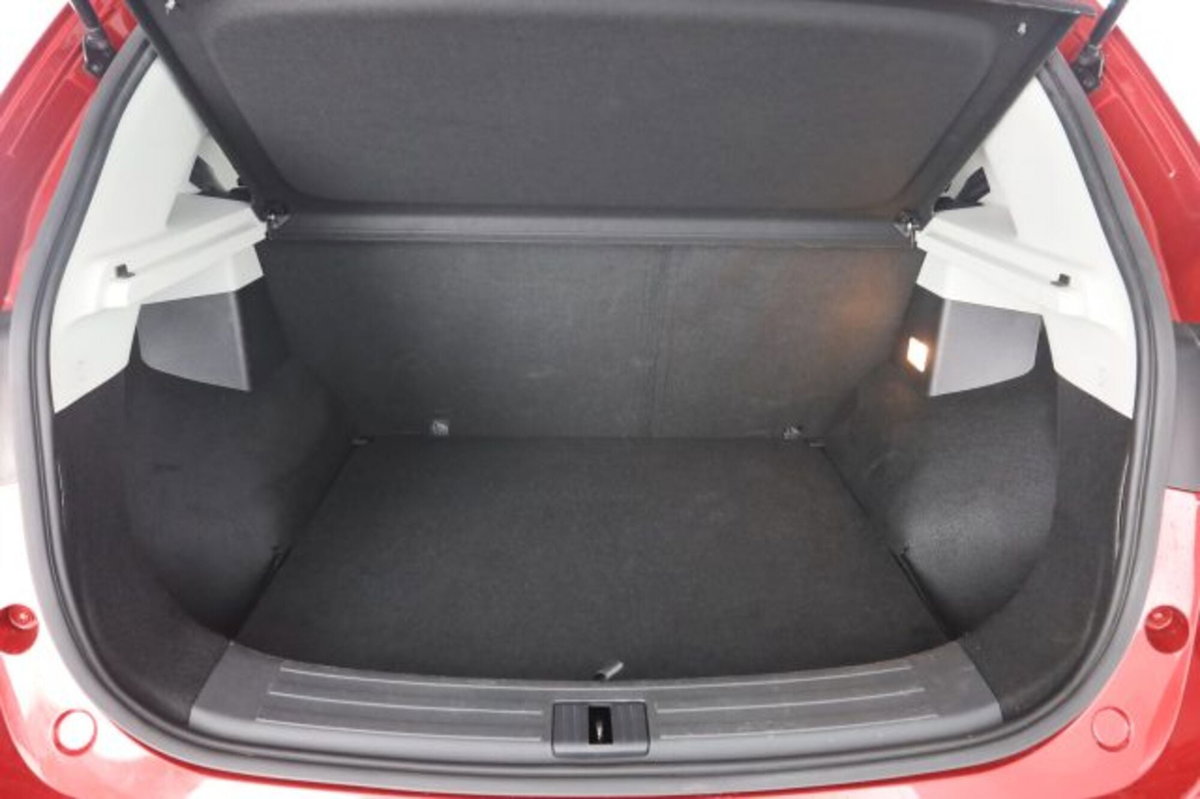 Mg ZS (2021-->) ZS 1.0T-GDI aut. Comfort (6)