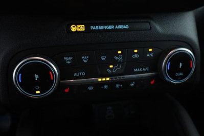 Ford Kuga 2.5 Plug In Hybrid 225 CV CVT 2WD ST-Line (12)