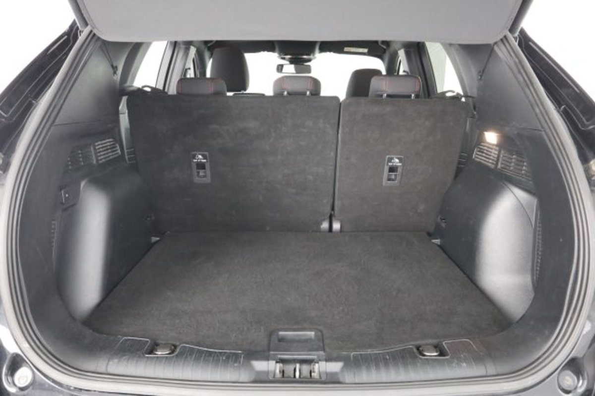 Ford Kuga 2.5 Plug In Hybrid 225 CV CVT 2WD ST-Line (6)