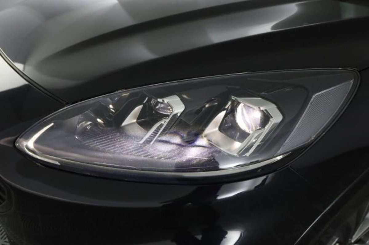 Ford Kuga 2.5 Plug In Hybrid 225 CV CVT 2WD ST-Line (9)