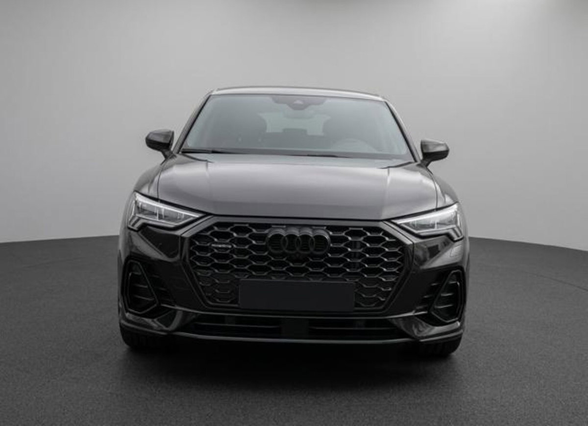 Audi Q3 Sportback 40 TDI quattro S tronic S line edition (2)