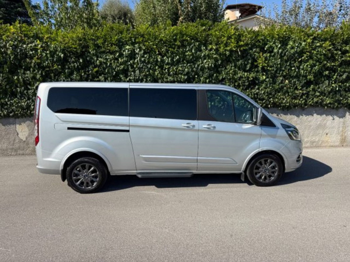 Ford Tourneo Custom 320 2.0 ecoblue 170cv Titanium X L2H1 A8 (4)