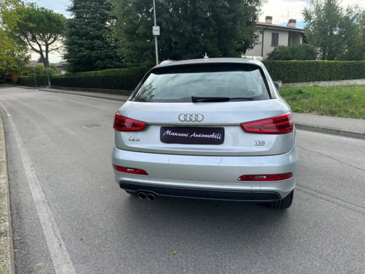 Audi Q3 2.0 TDI quattro S tronic Business Plus (15)