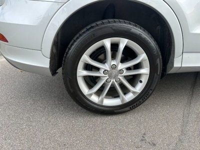 Audi Q3 2.0 TDI quattro S tronic Business Plus (16)