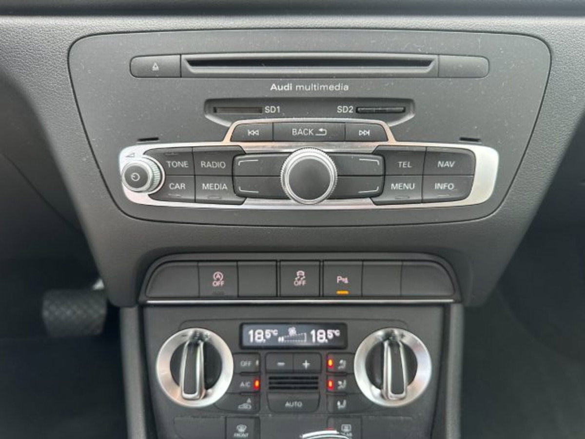 Audi Q3 2.0 TDI quattro S tronic Business Plus (18)