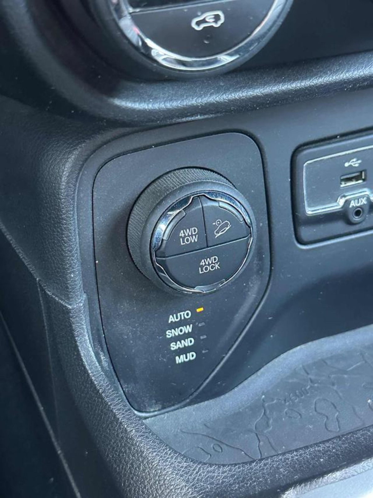 Jeep Renegade 2.0 Mjt 140CV 4WD Active Drive Low Limited (20)