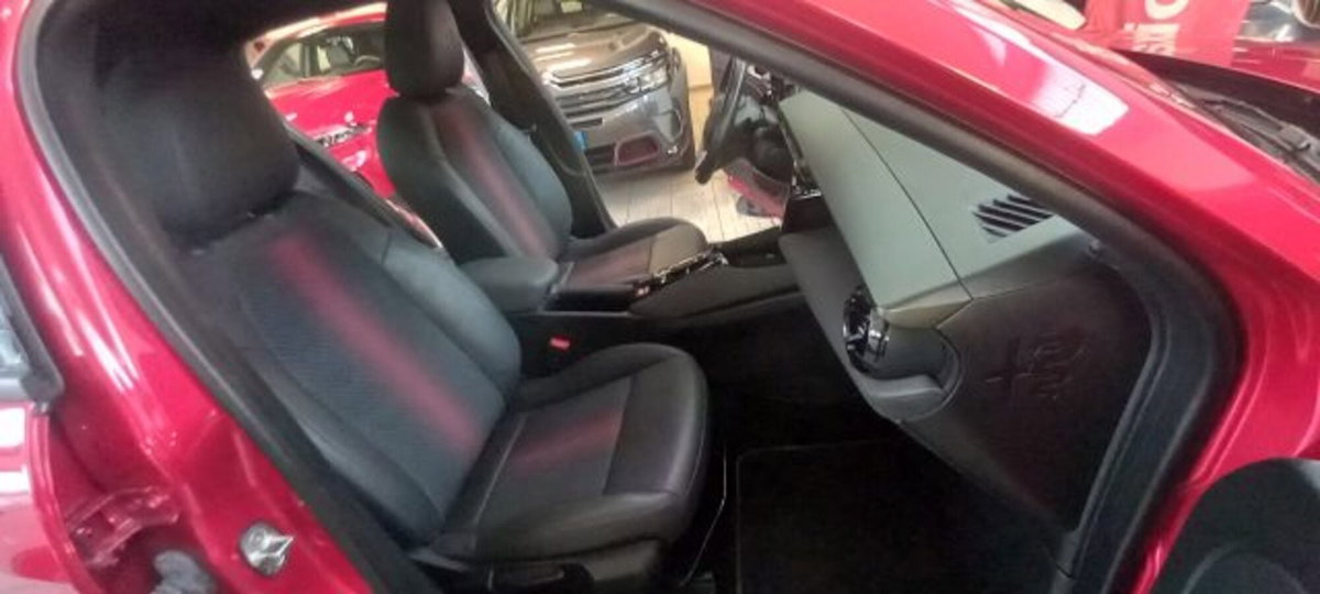 Alfa Romeo Junior 1.2 ibrida Sport Speciale 145cv edct6 (7)