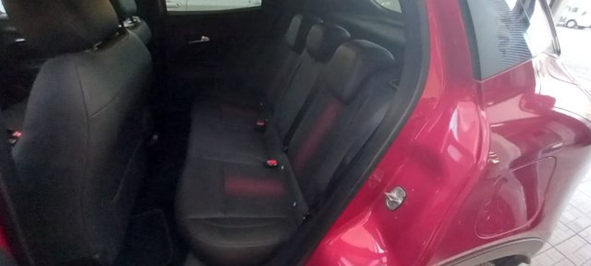 Alfa Romeo Junior 1.2 ibrida Sport Speciale 145cv edct6 (8)