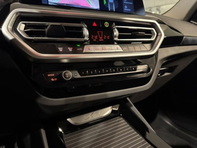 BMW X3 xdrive20d mhev 48V auto (11)