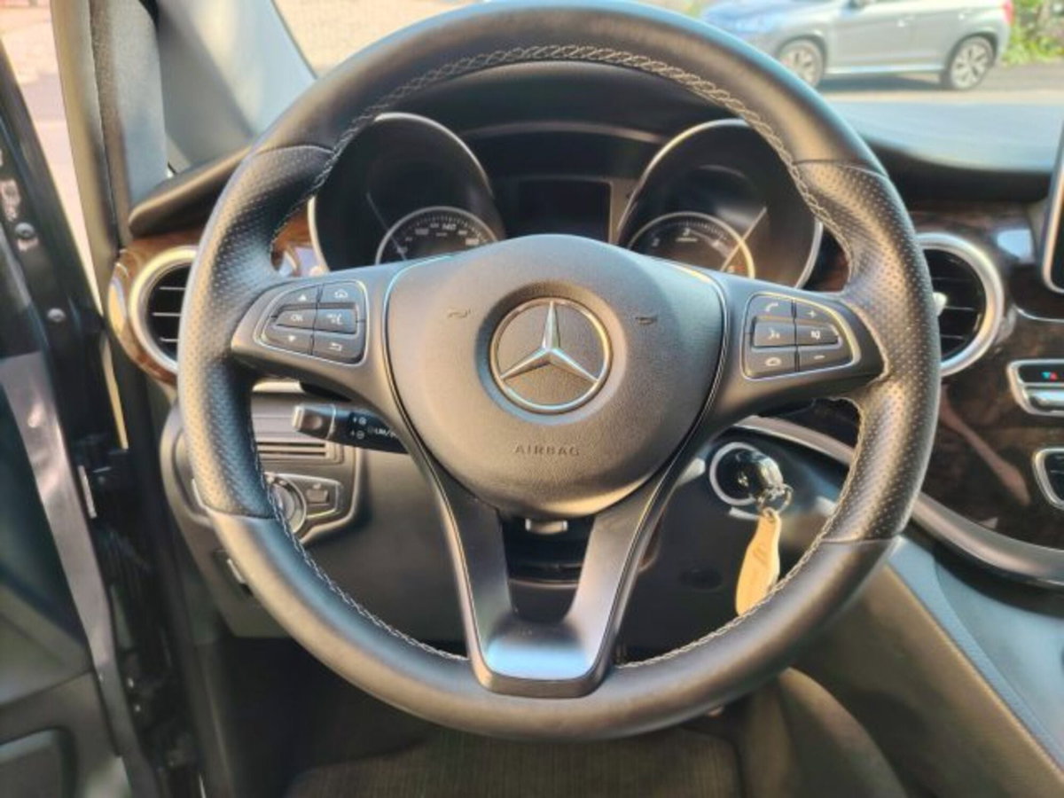 Mercedes-Benz Classe V 250 CDI BlueTEC Automatic Executive Long (13)