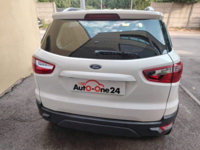 Ford EcoSport 1.5 TDCi 95 CV Titanium S (9)