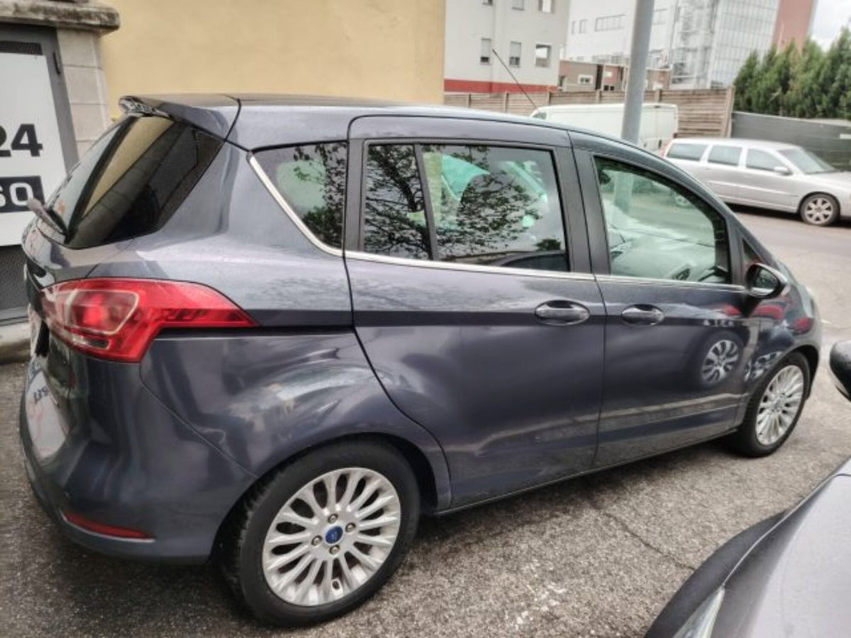 Ford B-Max B-Max 1.6 TDCi 95 CV Titanium (9)