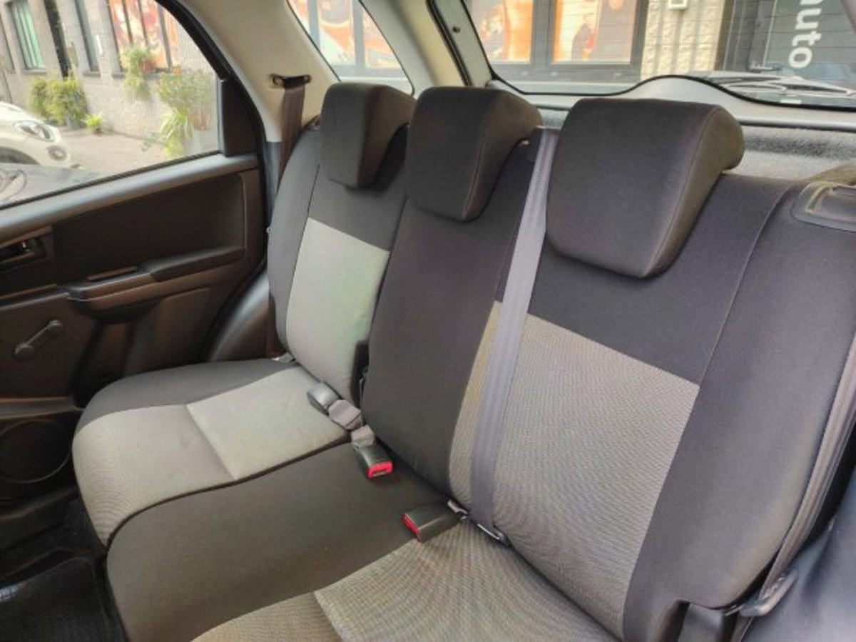 Fiat Sedici 1.6 16V 4x2 Emotion (10)