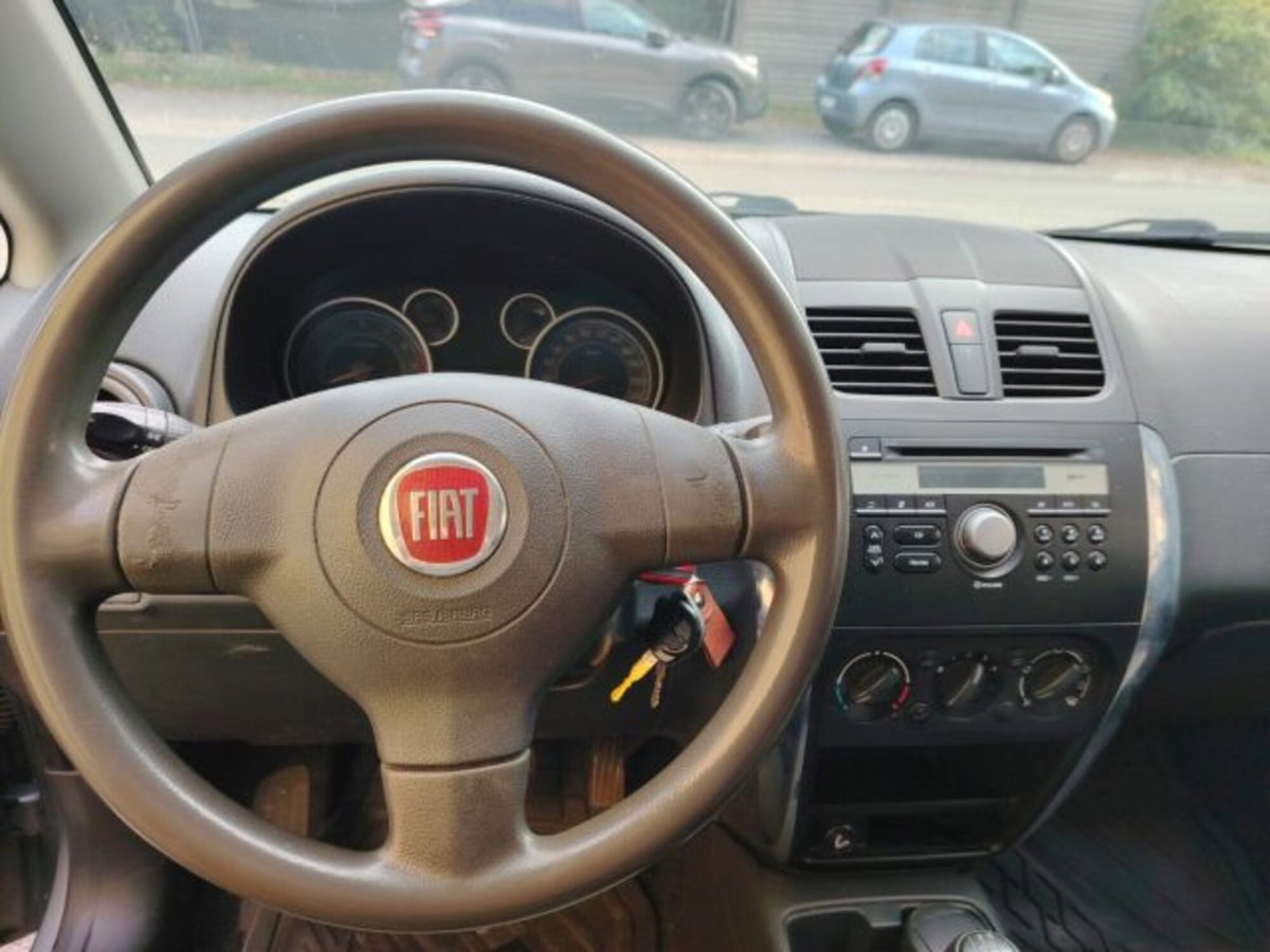 Fiat Sedici 1.6 16V 4x2 Emotion (8)