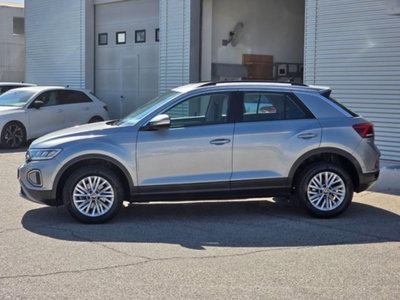 Volkswagen T-Roc 1.5 tsi Life dsg (2)