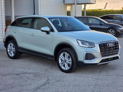 Audi Q2 35 2.0 tdi Business Advanced s-tronic (4)