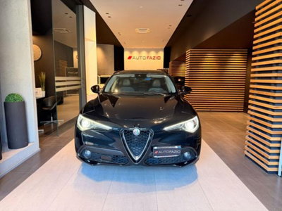 Alfa Romeo Stelvio Stelvio 2.2 Turbodiesel 180 CV AT8 RWD Executive usata