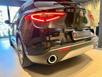 Alfa Romeo Stelvio Stelvio 2.2 Turbodiesel 180 CV AT8 RWD Executive (18)
