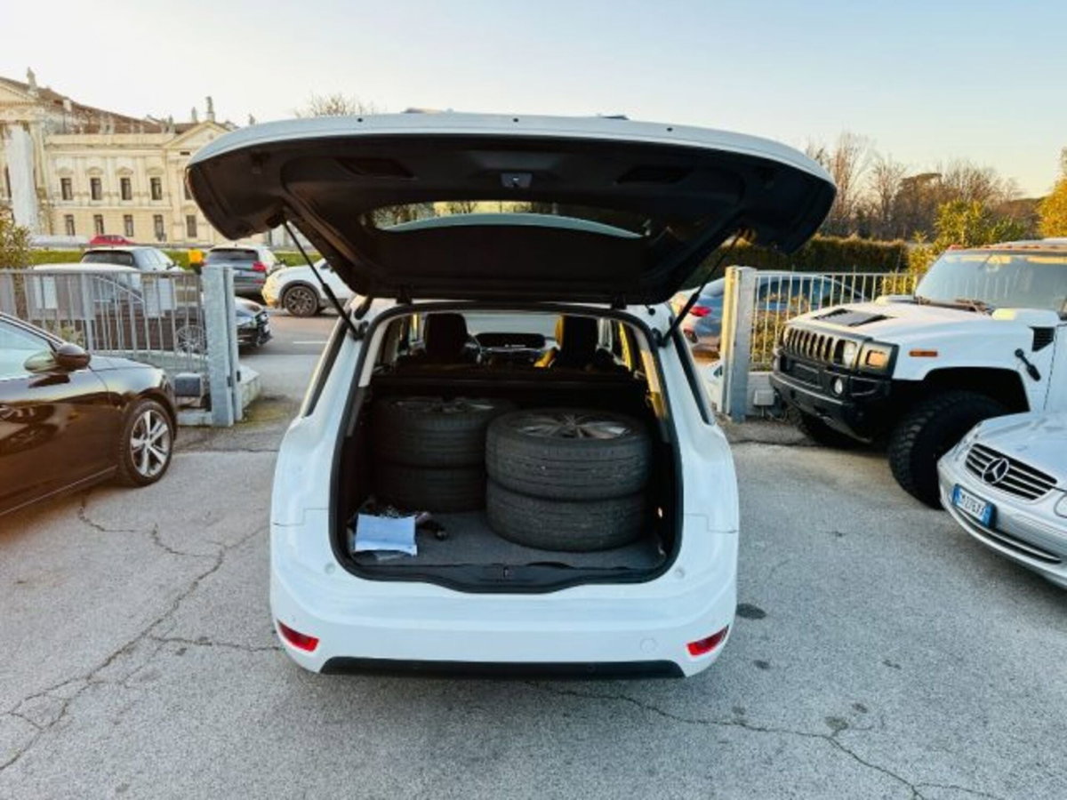 Citroen Grand C4 Picasso BlueHDi 120 S&S EAT6 Shine (11)