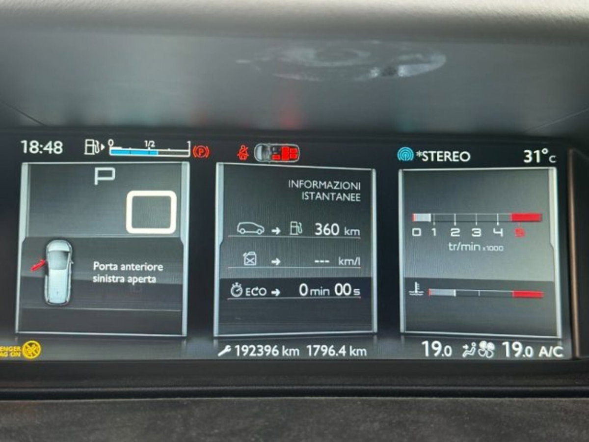 Citroen Grand C4 Picasso BlueHDi 120 S&S EAT6 Shine (7)