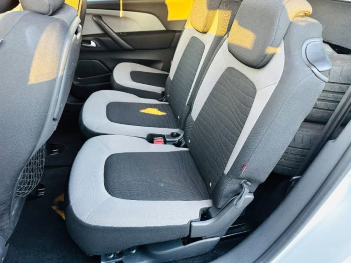 Citroen Grand C4 Picasso BlueHDi 120 S&S EAT6 Shine (9)