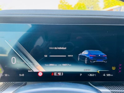 BMW i7 xdrive60 MSport (10)