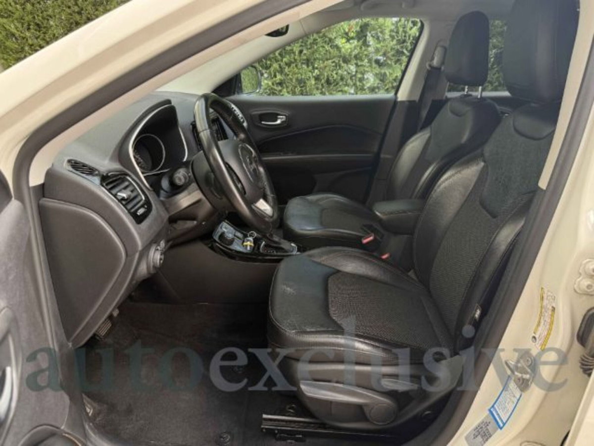 Jeep Compass 2.0 Multijet II 4WD Limited (9)