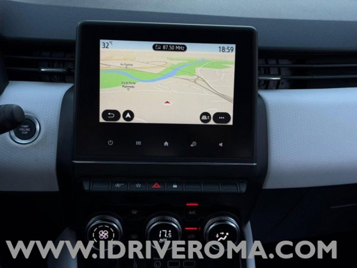 Renault Clio 1.0 tce Techno Gpl 100cv (11)